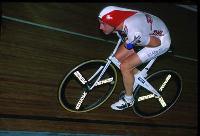 Link to http://www.photophil.demon.co.uk/images/obree01.jpg
